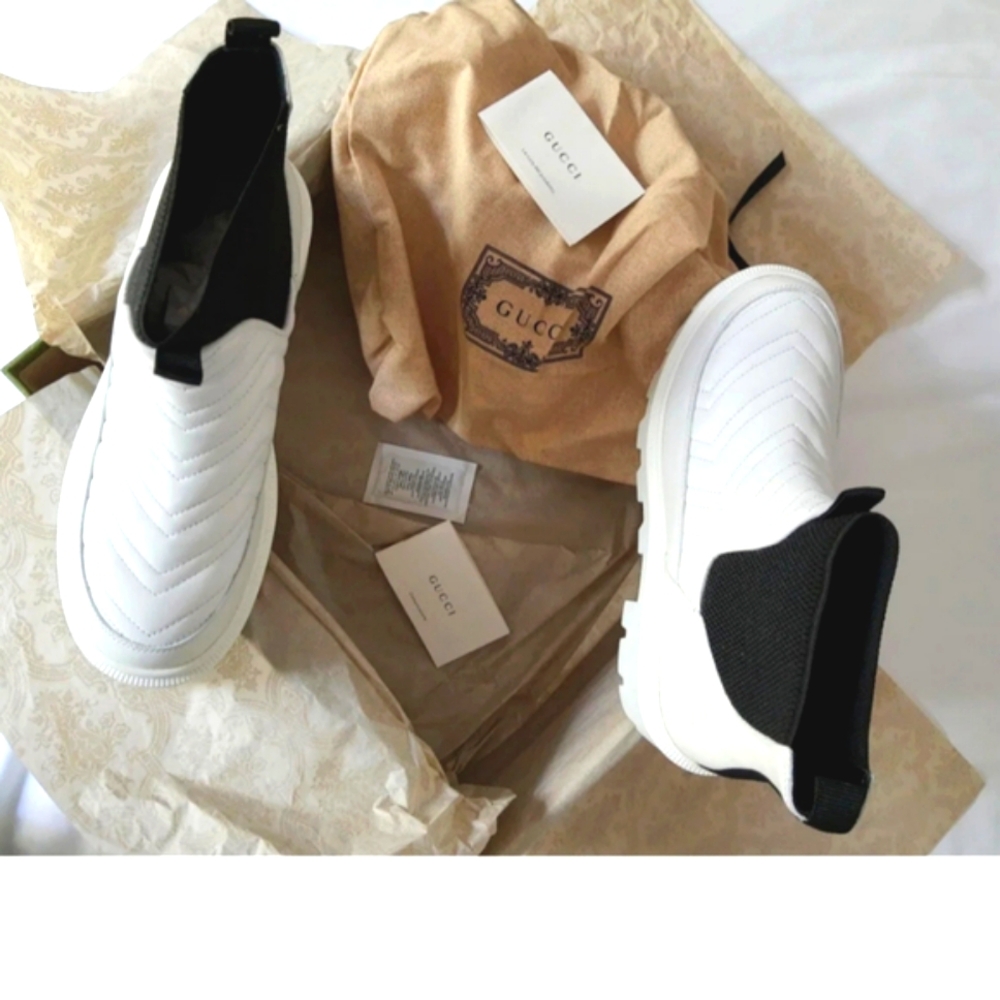 Nwb-Gucci matelasse leather Chelsea pull on ankle boots - Picture 2 of 8